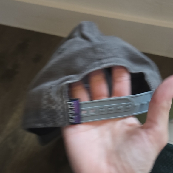 Set of 2 Patagonia Hats, Gray and Olive Trucker Hats, GUC - Picture 4 of 6